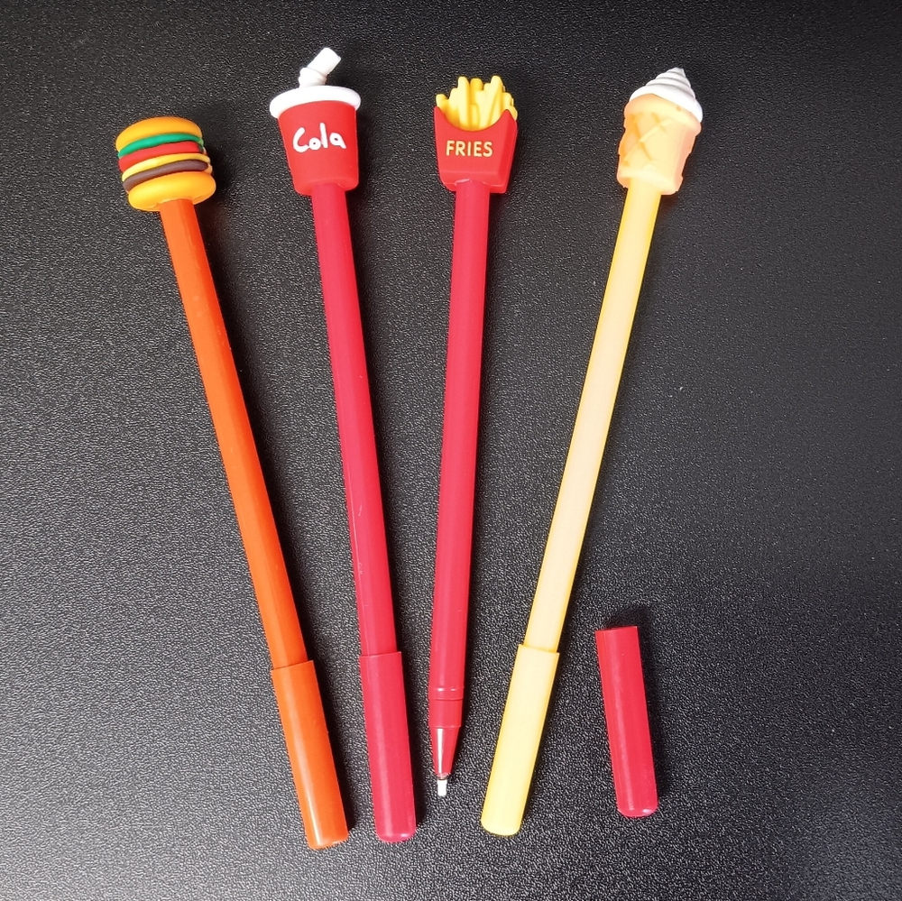 4 Foodie Gel Pens (NWT)